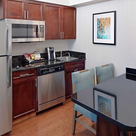 Homewood Suites By Hilton Dallas Market Center Eksteriør billede