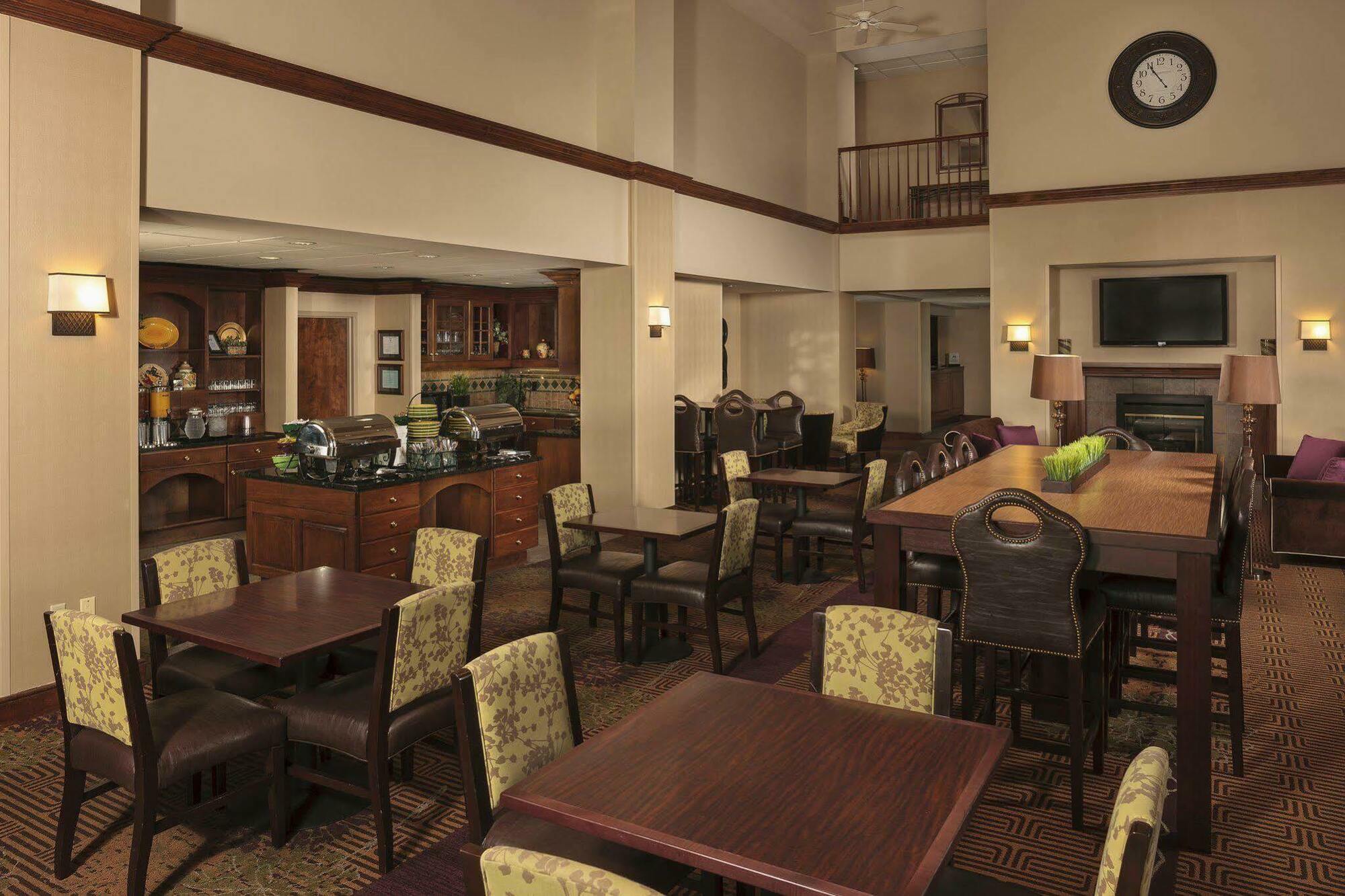 Homewood Suites By Hilton Dallas Market Center Eksteriør billede